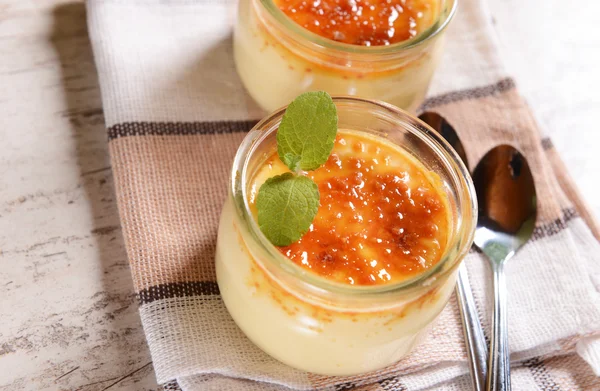 Dolci alla creme brulee — Foto Stock