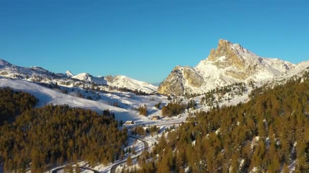 Vista Aérea Das Montanhas Durante Inverno — Vídeo de Stock