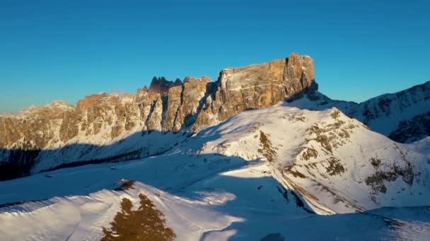 Kış Boyunca Dağların Havadan Görünüşü — Stok video