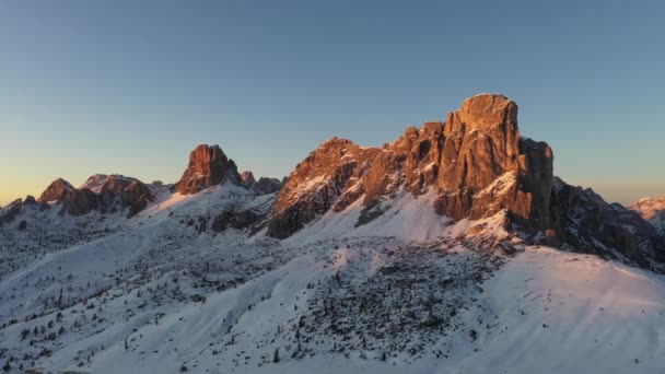 Vue Aérienne Des Montagnes Hiver — Video