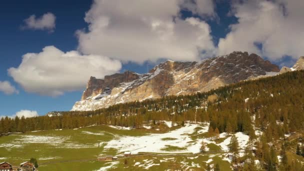 Blick Auf Die Landschaft Von Den Drohnen Dolomiten — Stockvideo