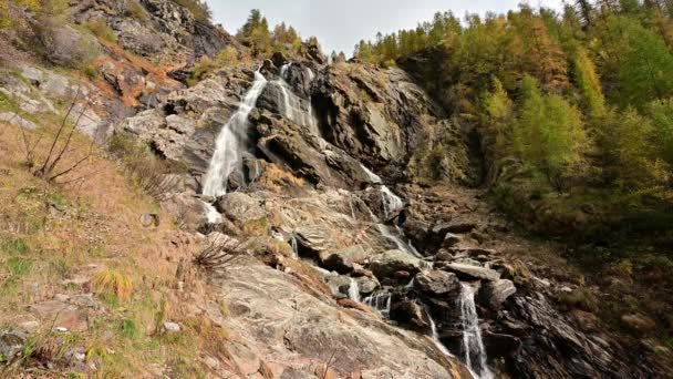 Waterfall Mountains Autumn — Vídeos de Stock