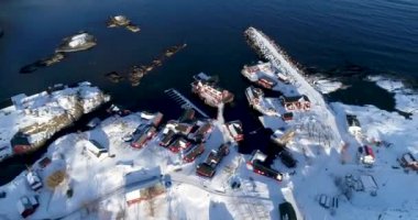 Norveç 'in lofoten adalarının kış manzarası