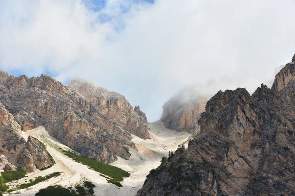 Hermosas montañas Dolomitas —  Fotos de Stock