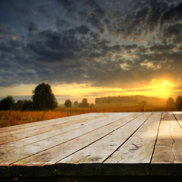 Empty table on the nature — Stock Photo, Image