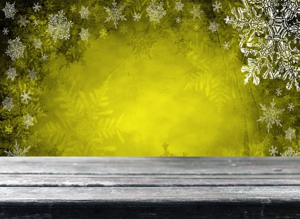 Mesa vazia com fundo de Natal amarelo — Fotografia de Stock