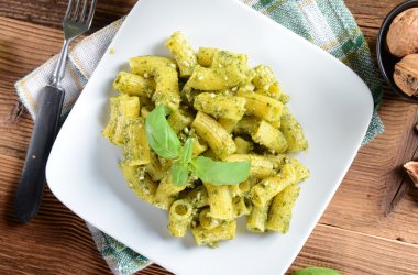 İtalyan pesto makarna