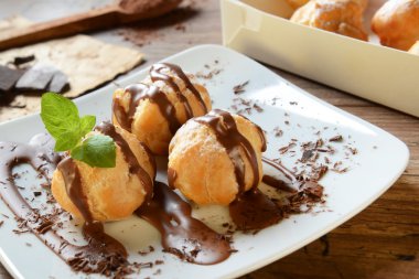 Profiterol - İtalyan tatlı