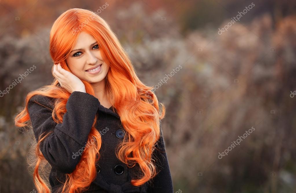 Rothaarige Hot Ginger In Badeanzug Rothaarige Hot Ginger In Badeanzug
