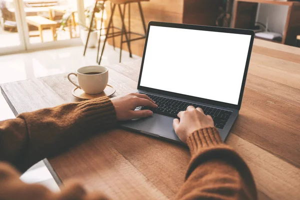 Mockup Afbeelding Van Hand Van Een Vrouw Met Behulp Van — Stockfoto