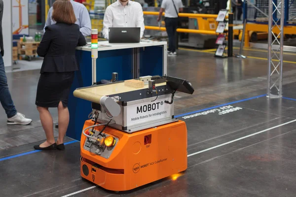 Poznan Polsko 2021 Vysoká Tech Expo Mobilní Robot Mobot Agv — Stock fotografie