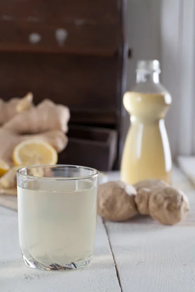 Ginger drink with lemon — Stock Photo, Image