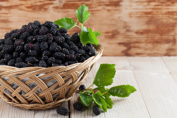 Mulberries in a basket — Stock Photo, Image
