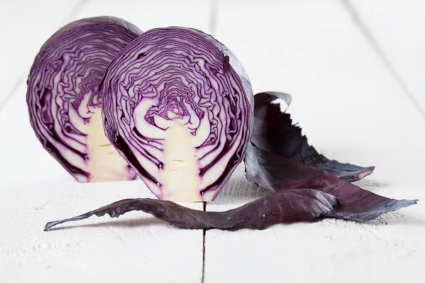 紫色のキャベツ断面 — ストック写真