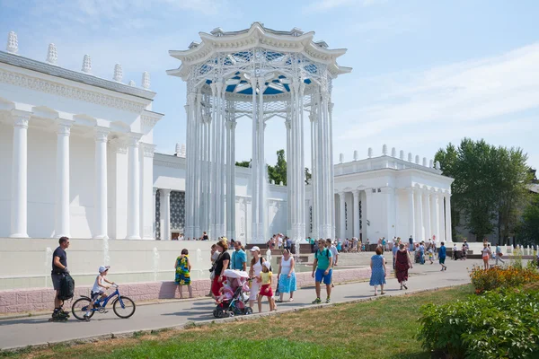 Pavilion of Culture at VDNKh — Stock Photo, Image