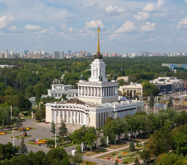 Центральный павильон на ВДНХ — стоковое фото