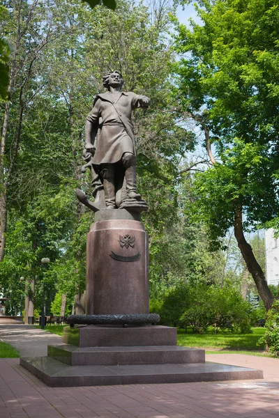 Tsar Pierre le Grand monument dans le parc Izmajlovo à Moscou — Photo