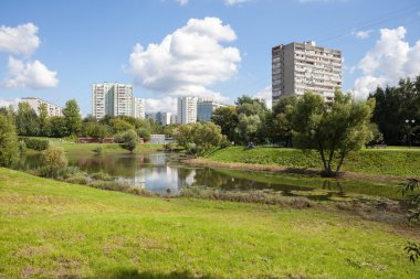 Chermyanka Nehri, Moskova