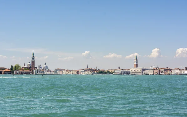 Venecia en un día brillante. Italia . — Foto de Stock