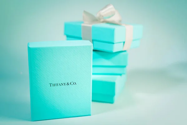 Barcelona, Spanje. November 2020: Tiffany sieraden geschenkdoos Stockafbeelding