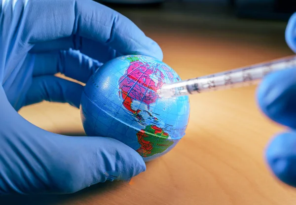 Global Covid19 Vaccination Strategy concept. Vaccines against COVID. — Stock Photo, Image