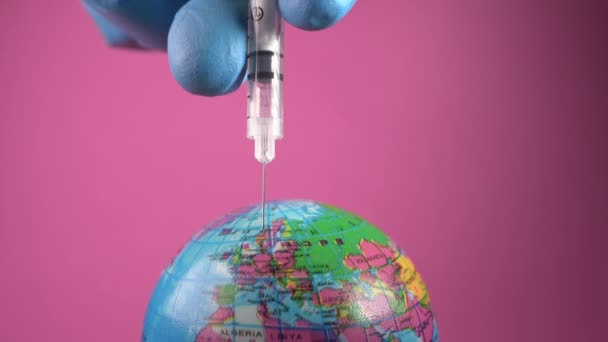 Global Covid19 Vaccinationsstrategi koncept. Vacciner mot COVID. — Stockvideo