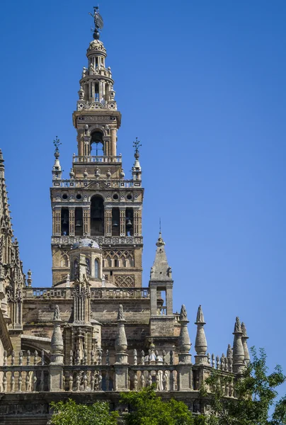 La Giralda Bell Tower din Sevilla — Fotografie, imagine de stoc