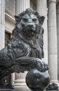 Bronz aslan, Congreso de los diputados. İspanyol Parlamentosu