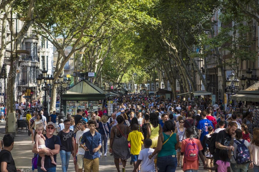 Barcelona, Espa a 25 de julio Famosa calle La Rambla en Barcelona