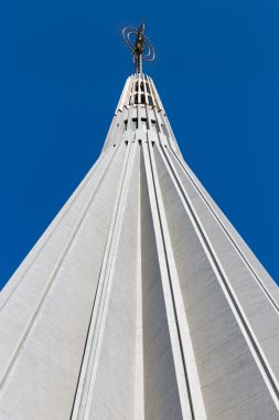 Bizim Bayan gözyaşları, Syracuse Sicilya Tapınağı