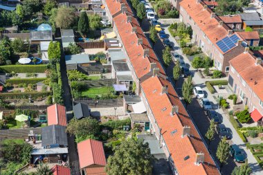 Emmeloord, Hollanda backyards ile havadan görünümü aile evleri