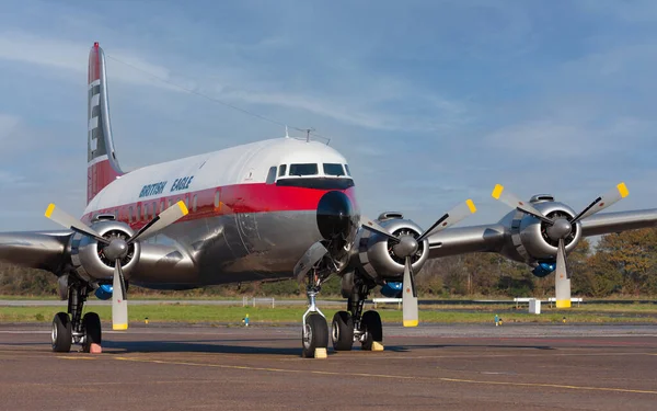 1948年から1968年まで運航していたイギリスの歴史的独立航空会社。 — ストック写真