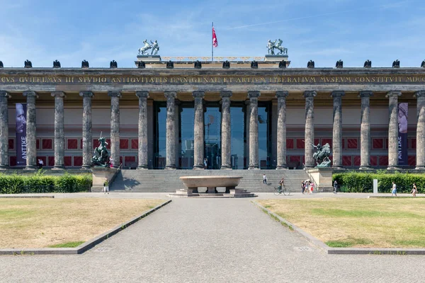 Park Lustgarten with Altes Museum in Berlin, Németország — Stock Fotó