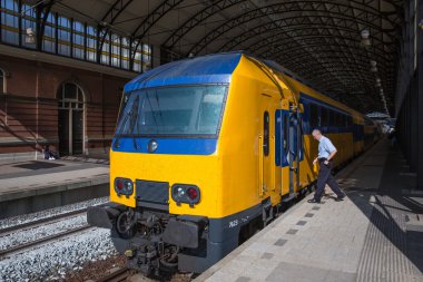 İletken bir tren Lahey, Hollanda başlatmak hazırlanıyor