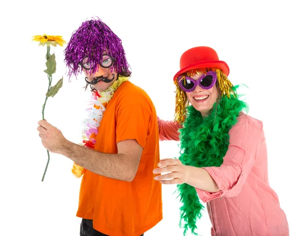 Homme et femme vêtus de costumes de carnaval dansant une polonaise — Photo