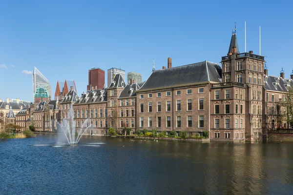 Edificios del Parlamento en La Haya, Países Bajos — Foto de Stock