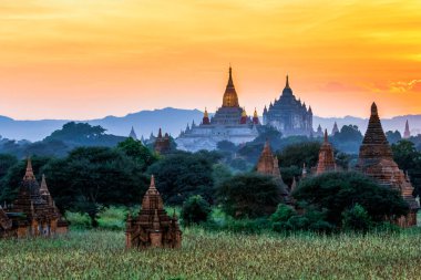 Ananda Tmeple Pagoda, Bagan 'ın en ünlü ve güzel tapınaklarından biridir.