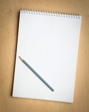 pencile tarihinde ahşap ile defter