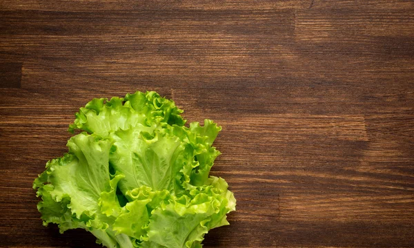 Closeup isolate fresh lettuces on wooden desk — Stock Photo, Image