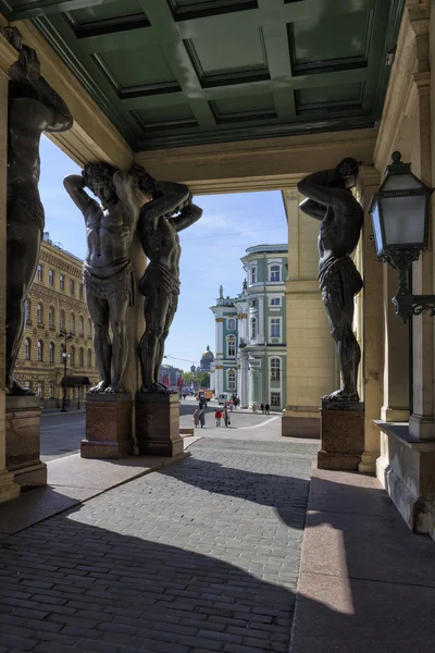 Atlanta yeni Hermitage St Petersburg