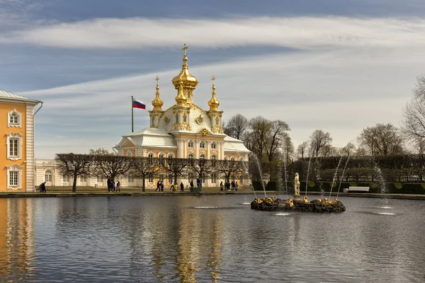 Rusya. Peterhof (ensemble Sarayı ve Parkı.
