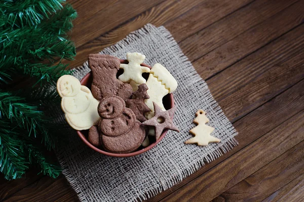Zucchero biscotti pupazzo di neve, albero di Natale e stivali — Foto Stock