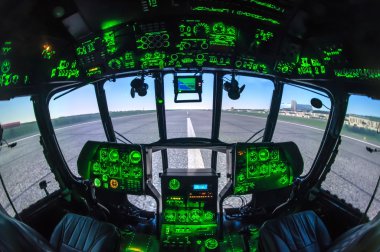 Kabin helikopter simülatörü