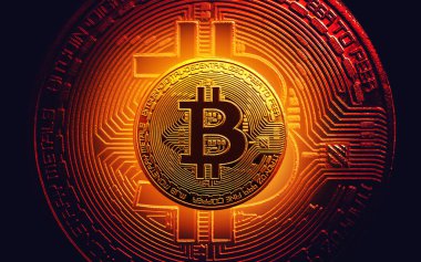 Koyu arkaplanda altın Bitcoin. şifreleme para birimi kavramı