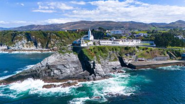 Tapia de Casariego Deniz Feneri, Asturias, İspanya Hava Kuvvetleri Rocky Sahili