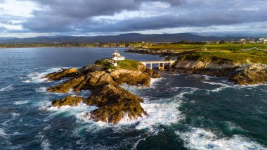 Illas Pancha Deniz Feneri, Ribadeo, Galiçya, İspanya Atlantik Sahil Havacılık Manzarası