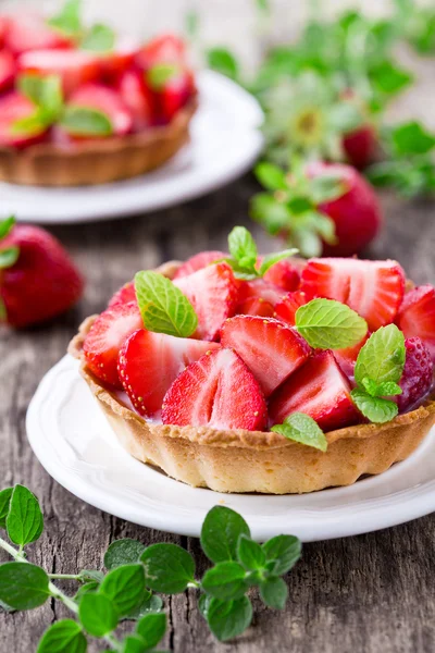 Small Strawberry Pie — Stock Photo, Image