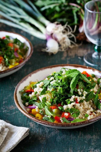 Salată Bulgur vegetariană proaspătă — Fotografie, imagine de stoc