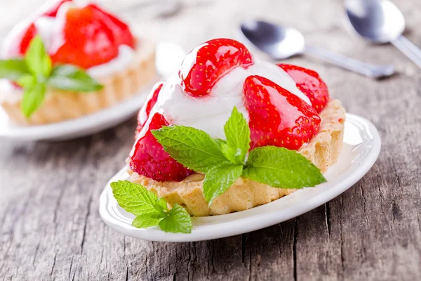 Small Strawberry pPies — Stock Photo, Image