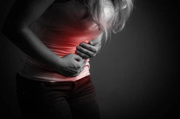 Lady abdominal pain. Black and white — Stock Photo, Image